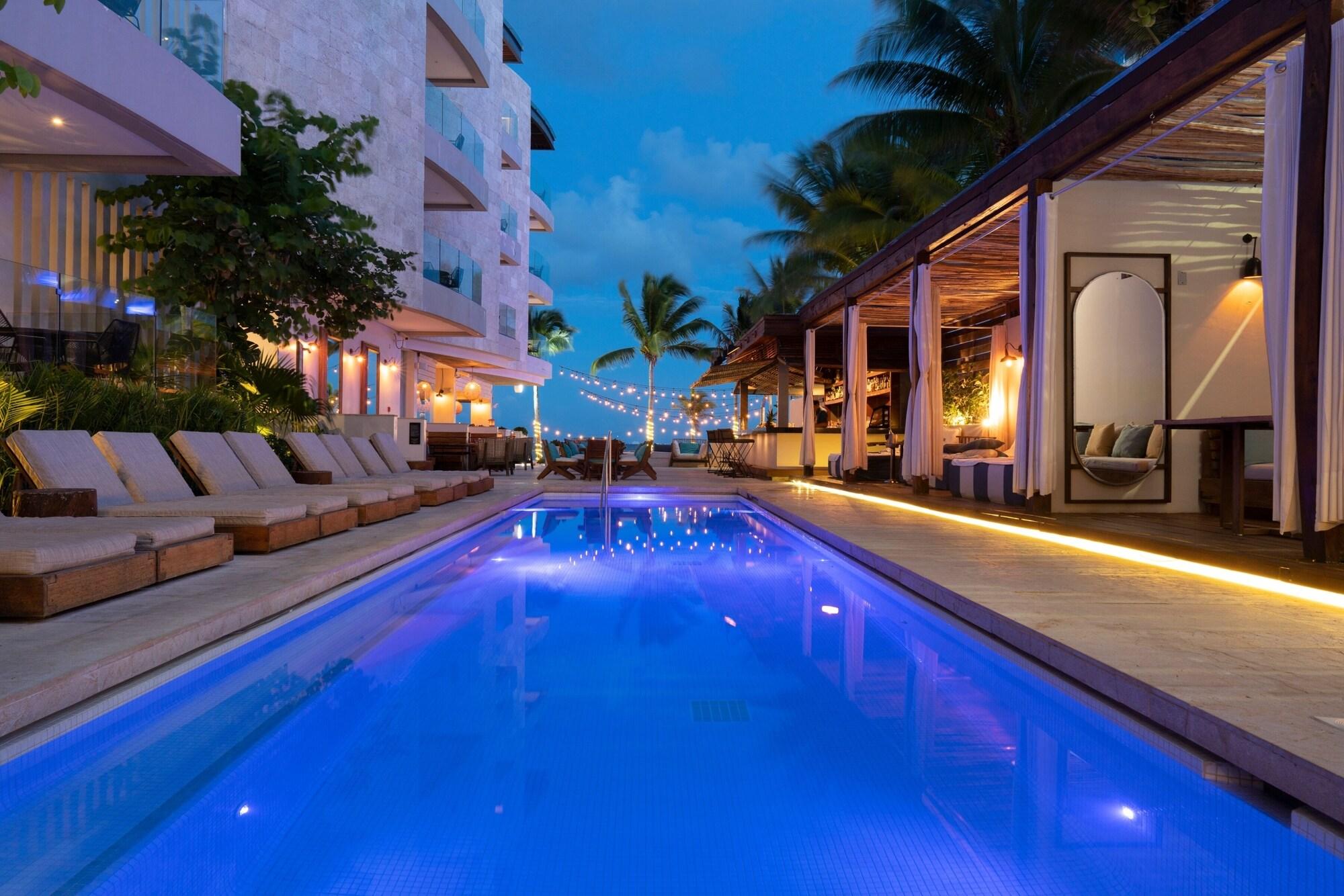 Thompson Playa Del Carmen Beach House, By Hyatt Exterior photo